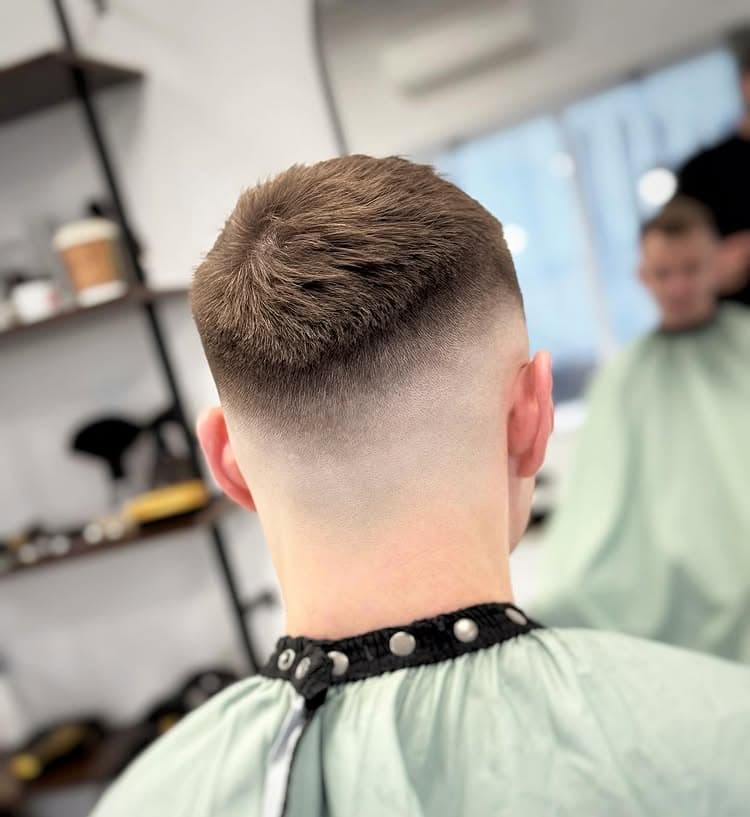 Drewrys lifestyle image from the barber shop